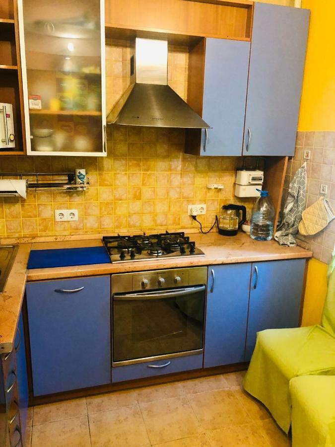 Adventure Appartement Kiev Buitenkant foto